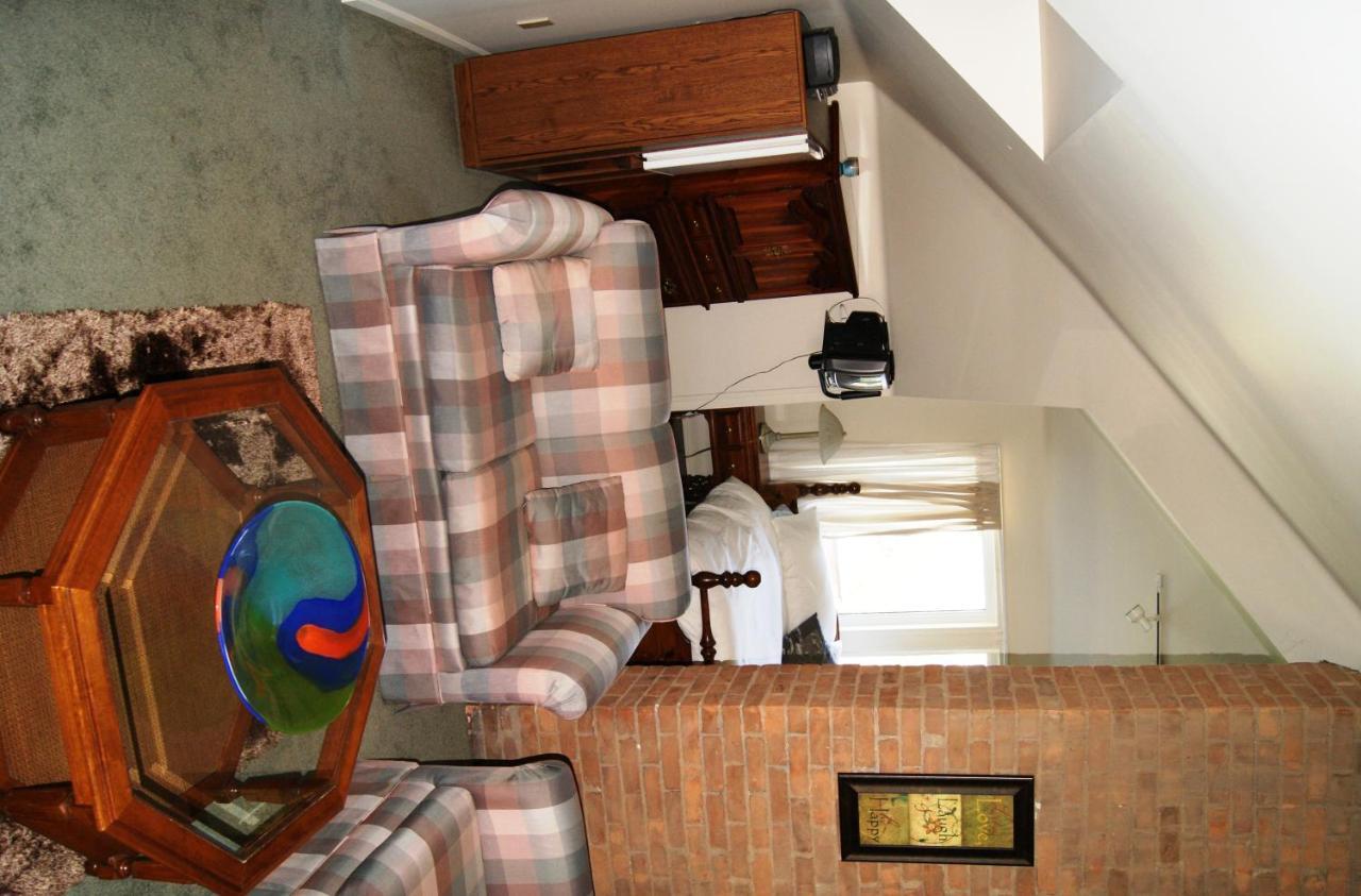 Ye Olde Walkerville Bed & Breakfast Windsor Exteriör bild