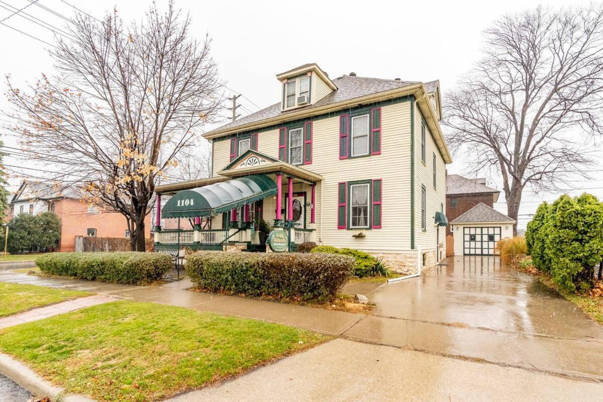 Ye Olde Walkerville Bed & Breakfast Windsor Exteriör bild