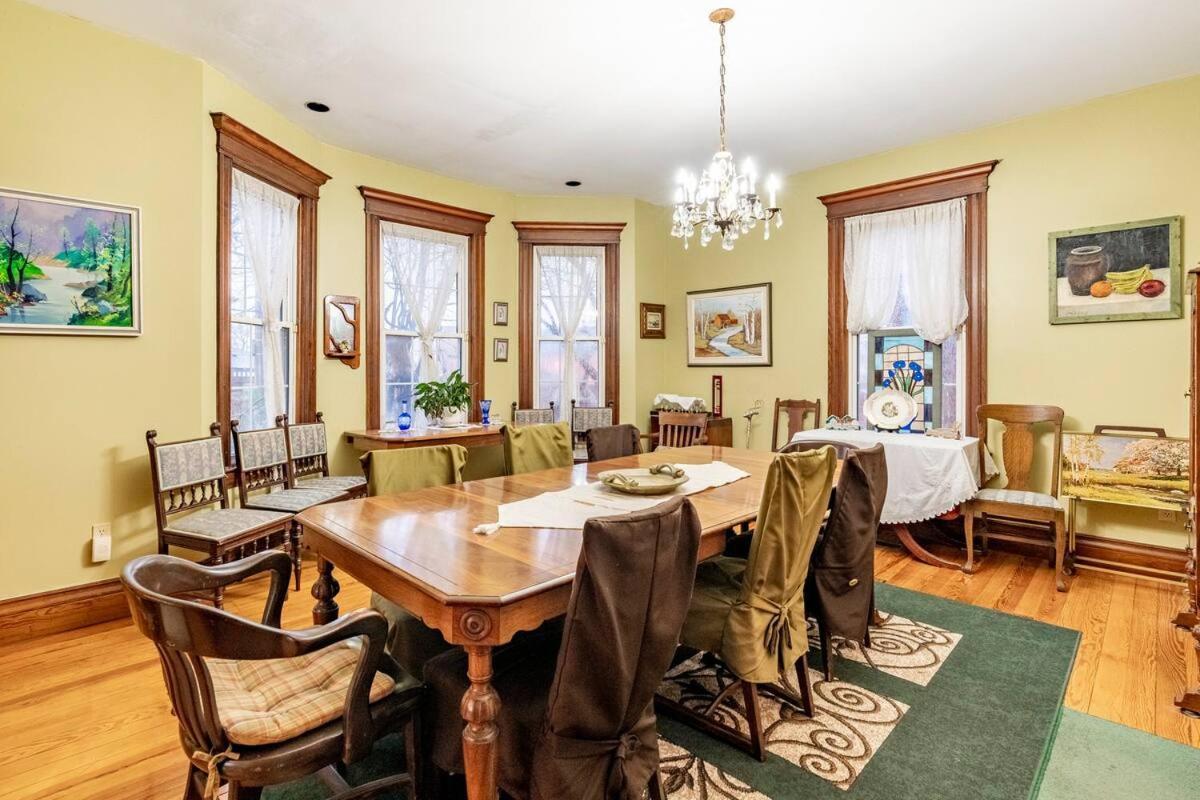 Ye Olde Walkerville Bed & Breakfast Windsor Exteriör bild